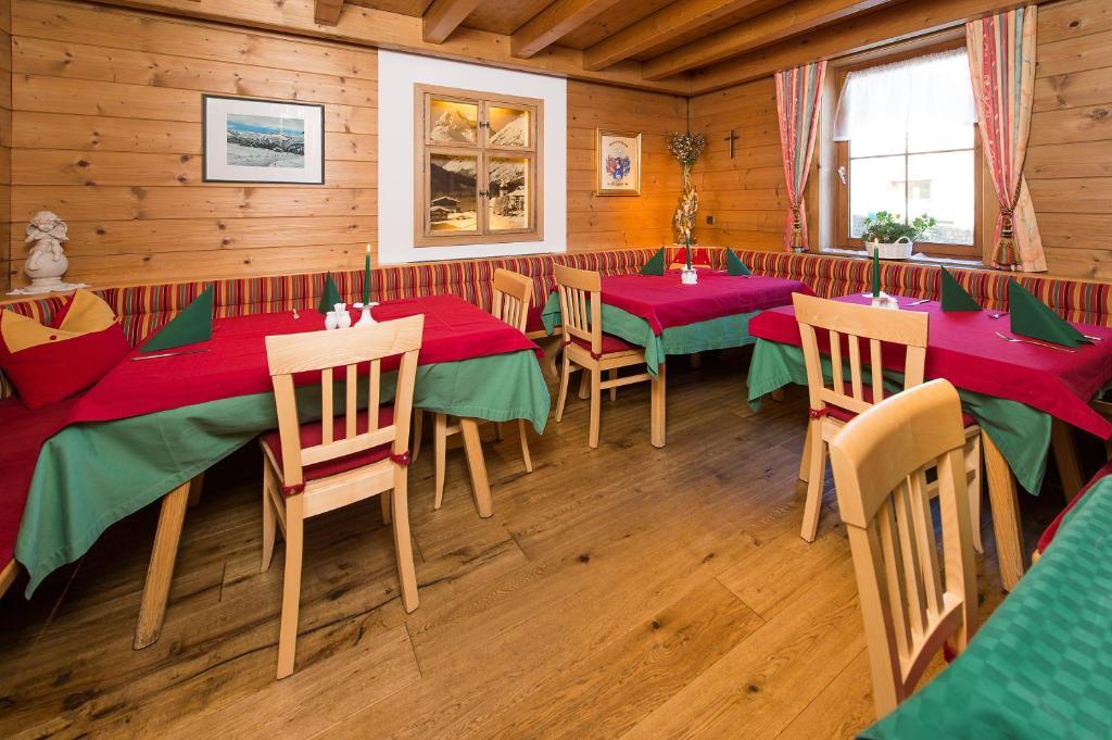 Gasthaus & Pension Alphorn Lech am Arlberg Exterior foto